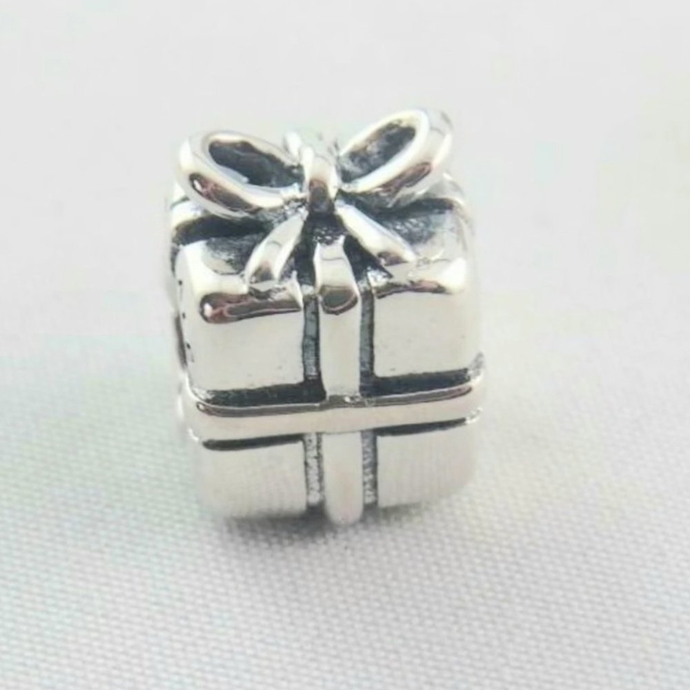 Sterling Silver Pandora Present Bracelet Charm